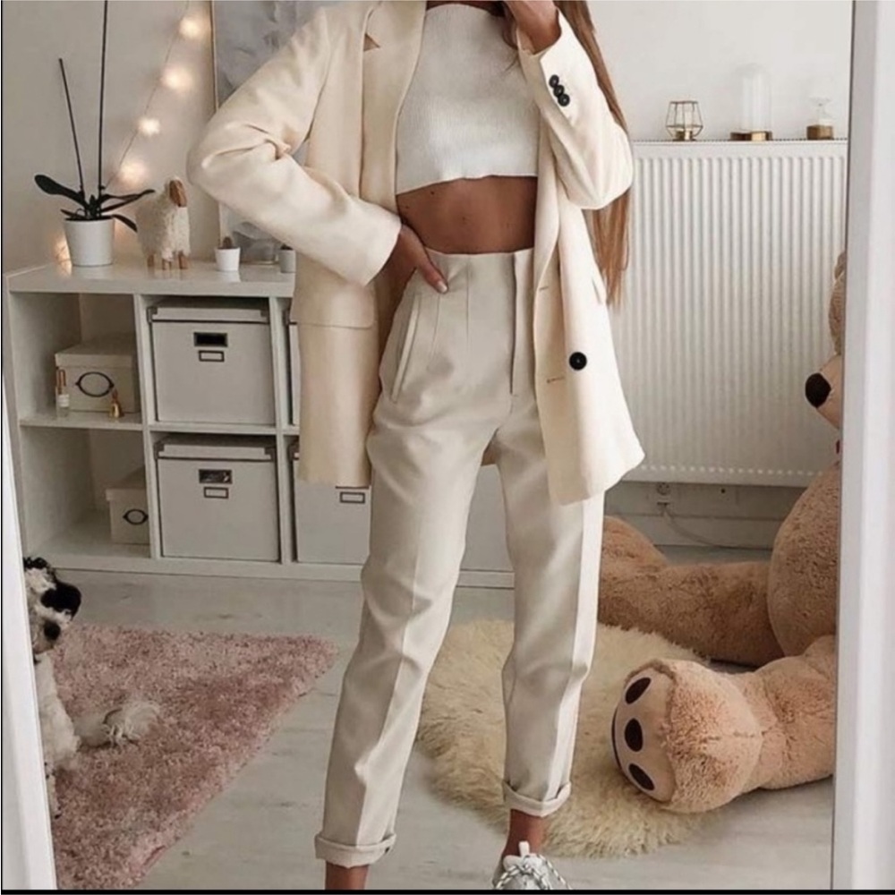 Zara high waisted cream pant